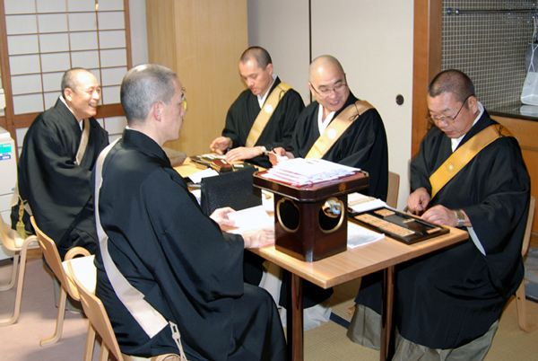 池上一山の住職がお越しになります。